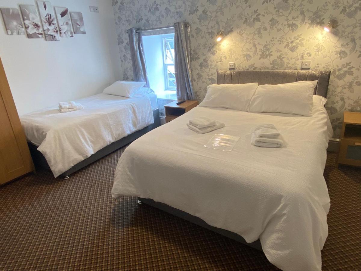 Inn The Roebuck